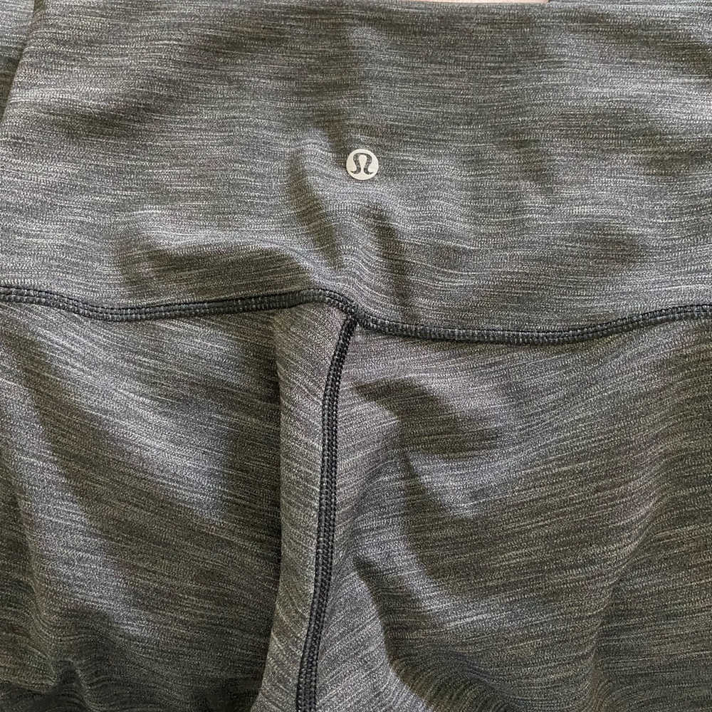 Lululemon leggings size 4